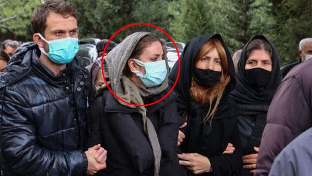 Babasının vefatıyla yıkılan Bige Önal'dan ilk paylaşım