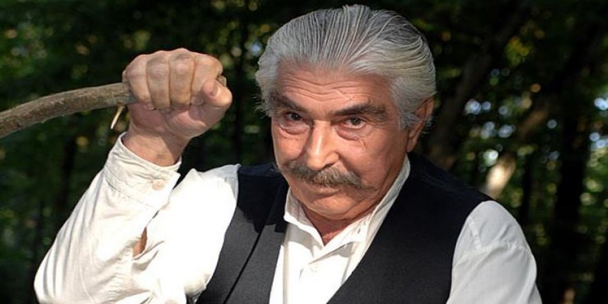 Erdal Özyağcılar: Ağabeyim aşırı kilo nedeniyle ölünce ailem beni yaşamama yetecek kadar besledi