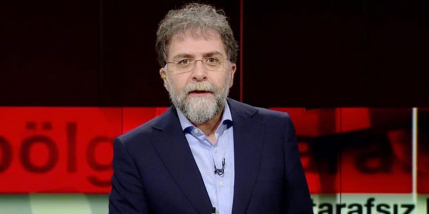 Ahmet Hakan, imzacı emekli amirallerin yakınlarına ait bilgileri yayınladıkları için özür diledi