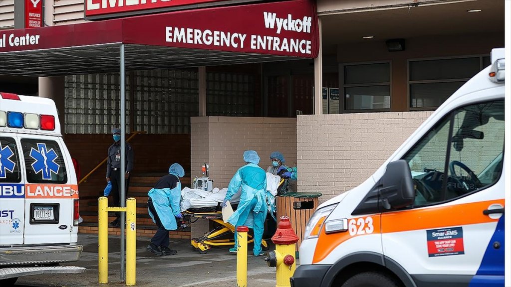 Abd'de Kovid-19'dan Ölenlerin Sayısı 559 Bini Geçti