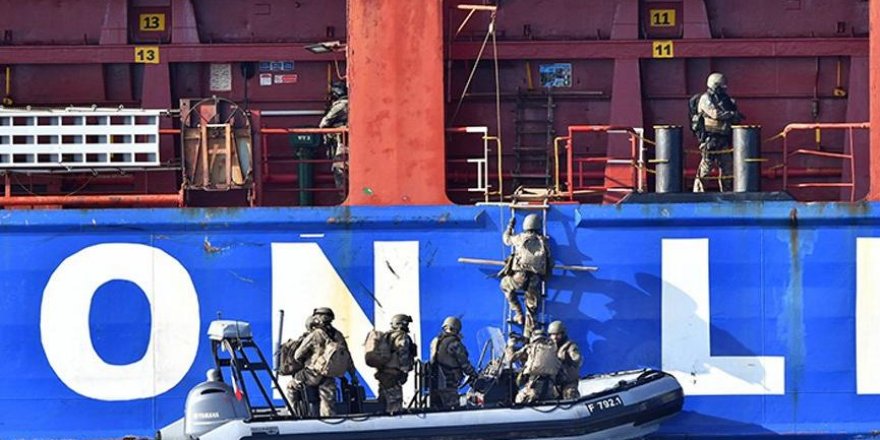 Fransız askerlerinden Akdeniz’de Türk gemisine baskın