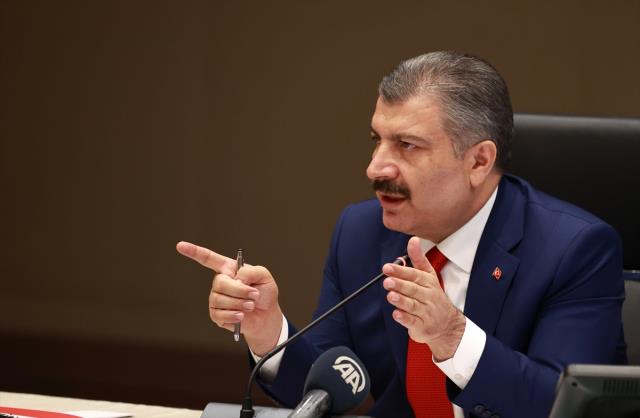 Türkiye'de 14 Nisan günü koronavirüs nedeniyle 279 kişi vefat etti, 62 bin 797 yeni vaka tespit edildi