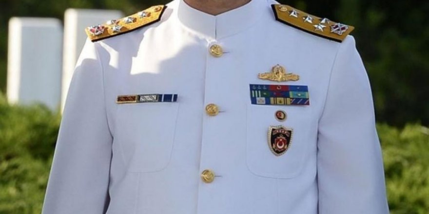 Emekli amirallerin evinde polis araması