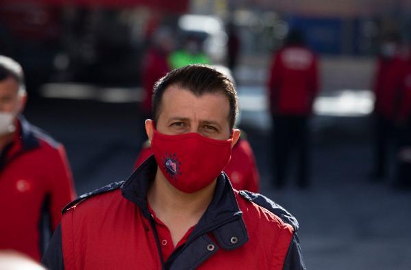 Anne ve babasını koronadan kaybeden itfaiye eri de virüse yenik düştü