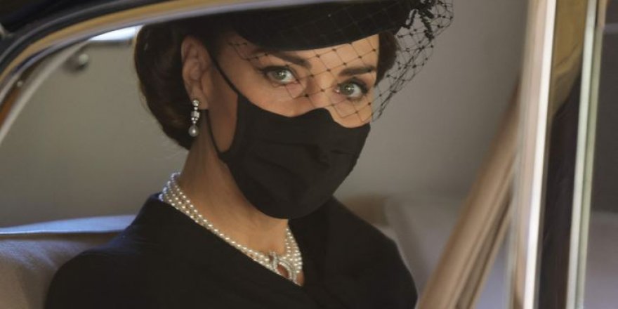 Kate Middleton'ın cenazede taktığı kolyenin derin bir anlamı var