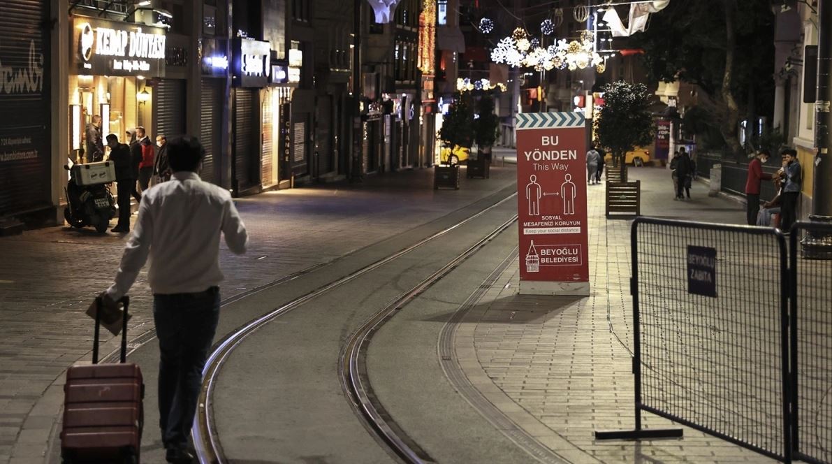 Kısmi kapanmada yüzde 2'lik gerileme kimseyi memnun etmedi