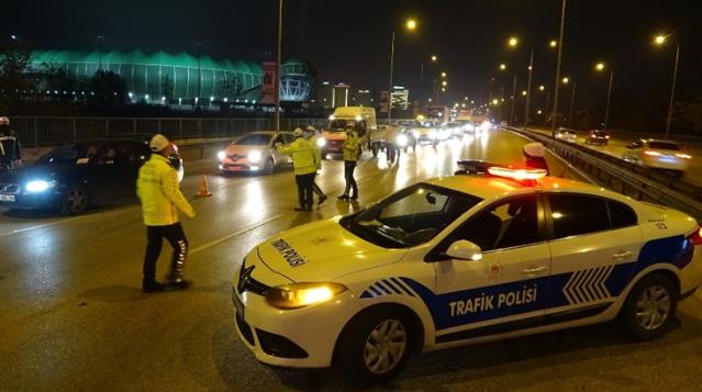 Hafta sonu sokağa çıkma kısıtlaması bugün başlayacak!
