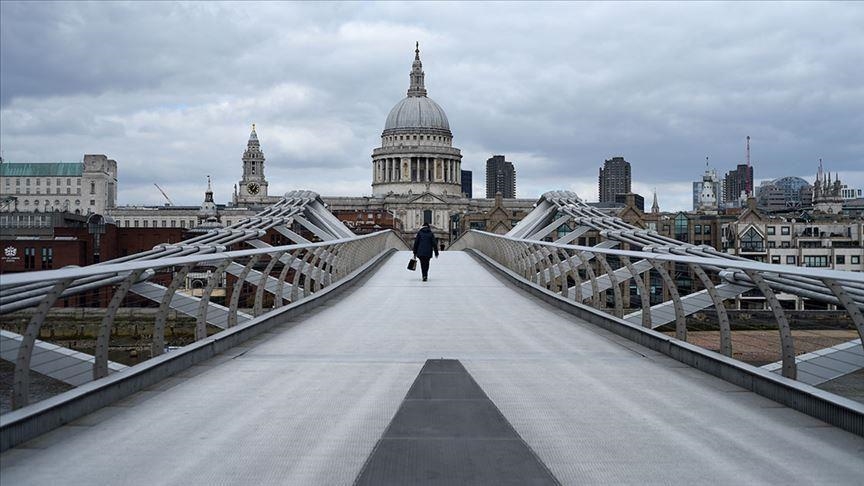 İngiltere'de yeniden korona olana 57 bin lira verilecek