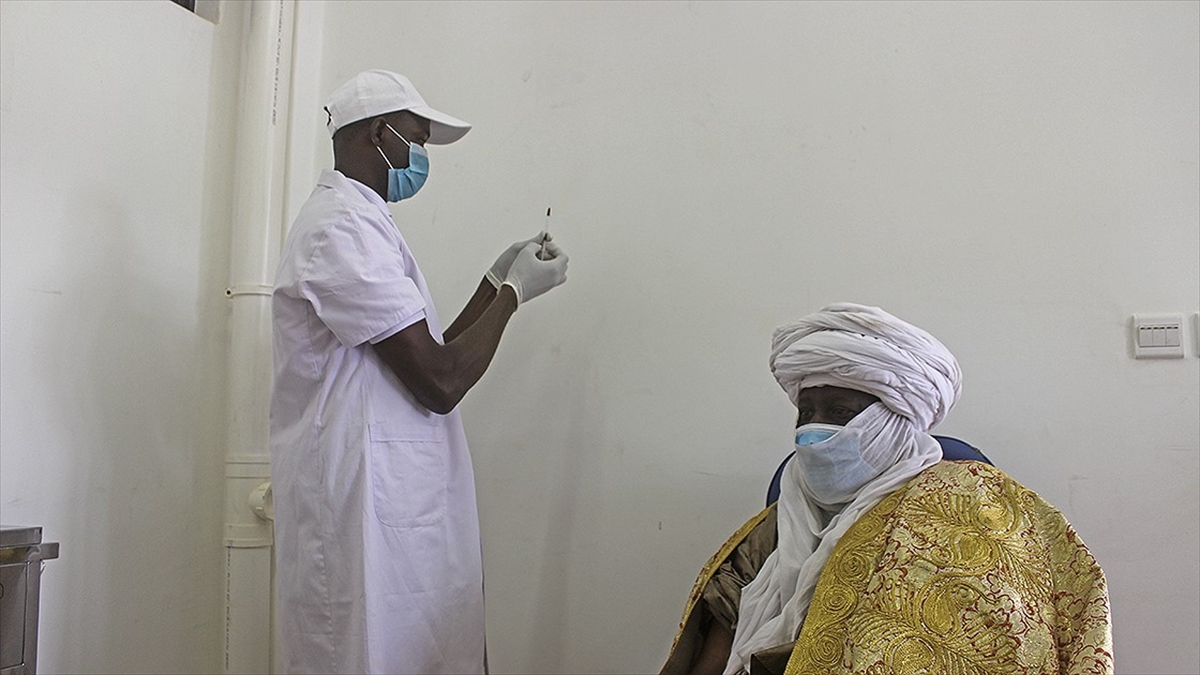 Kullanma Tarihi Geçmesine Rağmen Kovid Aşıları 'Kullanılabilecek'