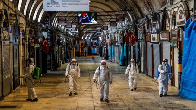 Bilim Kurulu üyesi ''Bu bir savaş'' diyerek çağrı yaptı