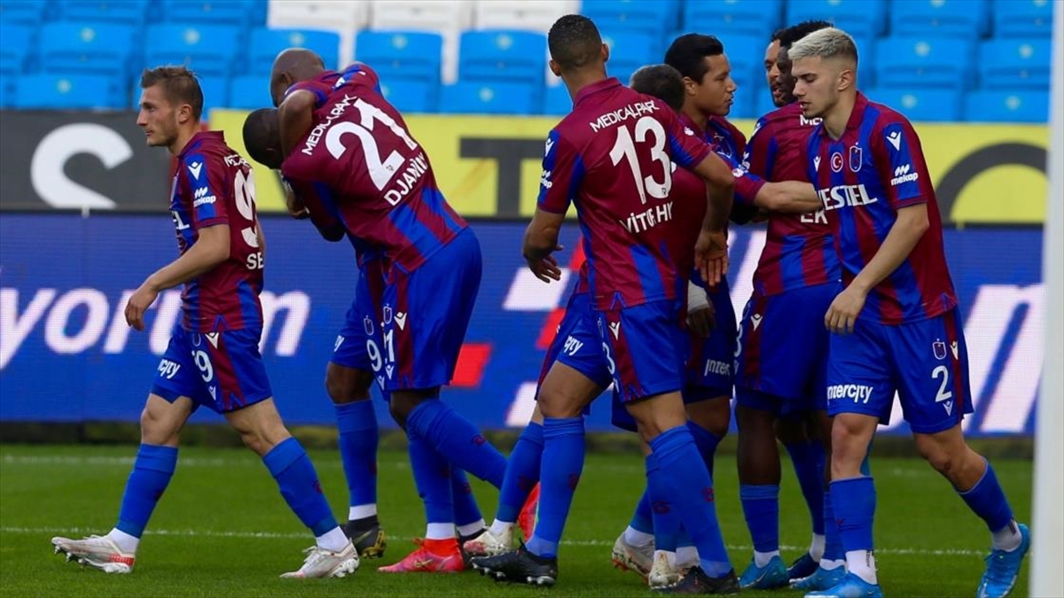 Trabzonspor 5 Hafta Aradan Sonra Galip