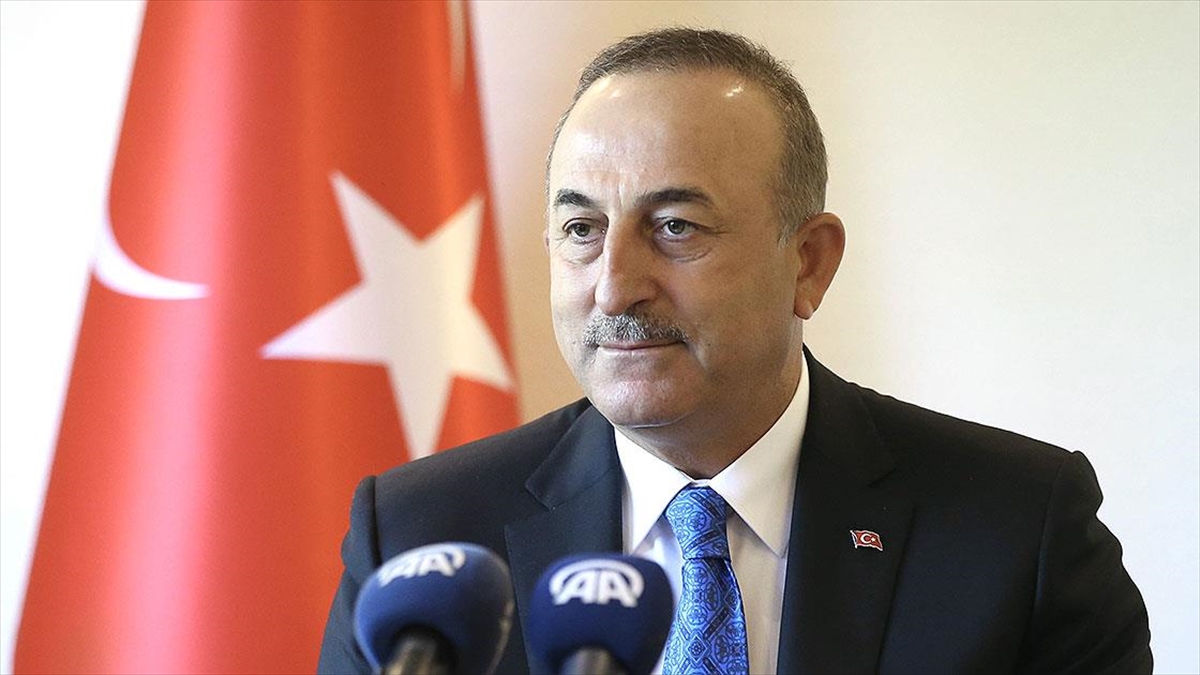Çavuşoğlu: Turistin Görebileceği Herkesi Aşılayacağız