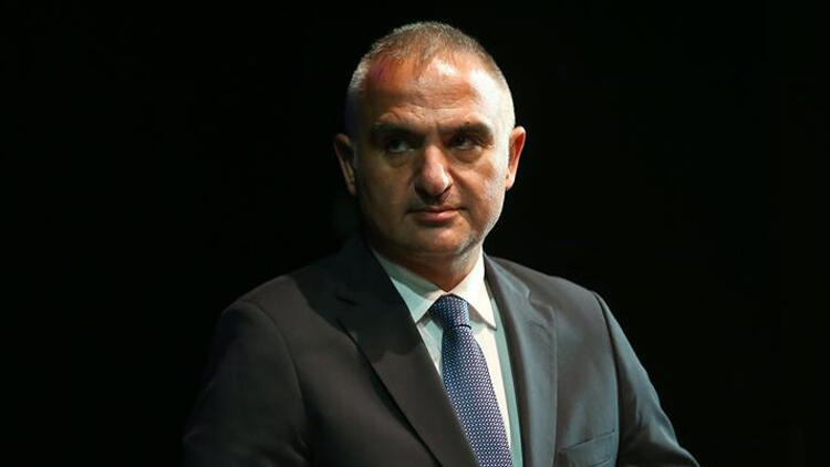 Bakan açıkladı: Turizm personelinin tamamı aşılanacak