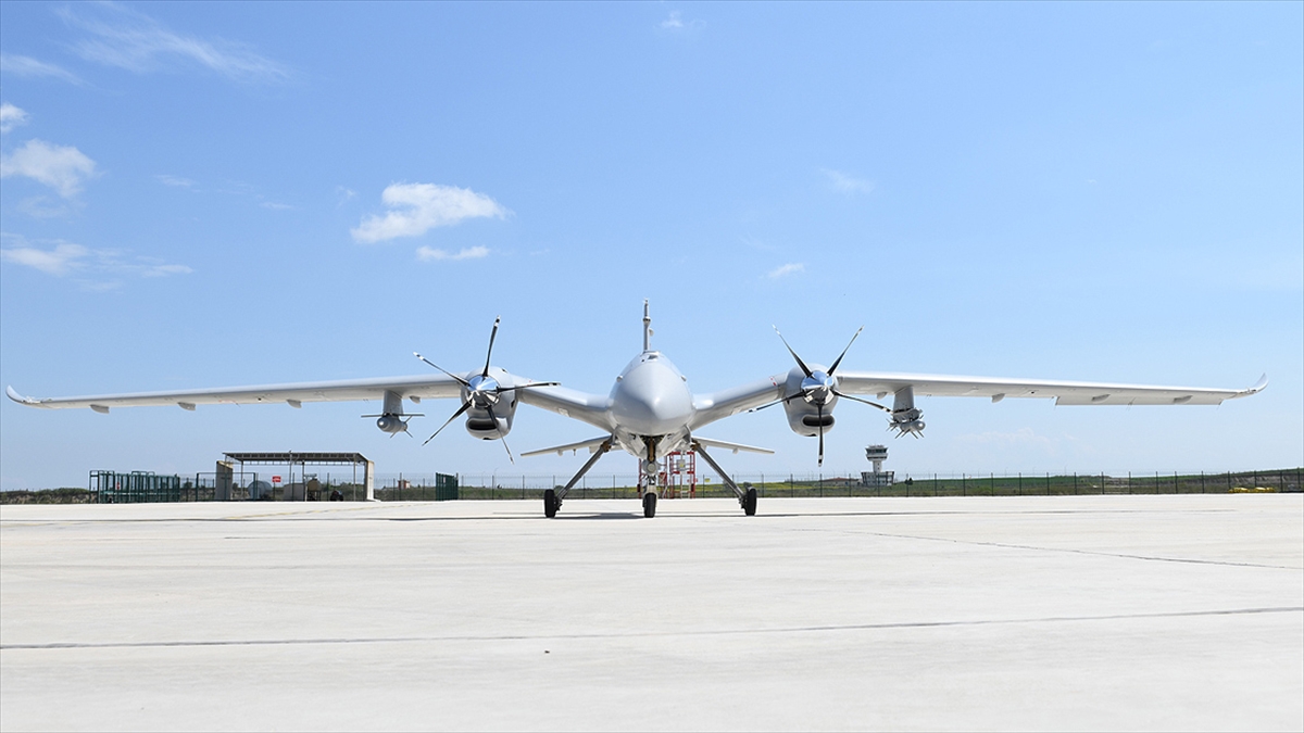 Türkiye'den SİHA alacak ülkeler arasında Kırgızistan da katıldı