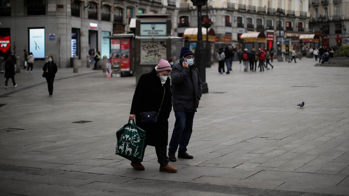 Avrupa Ülkeleri Kovid-19 Dönemini Yasaklarla Geçiriyor