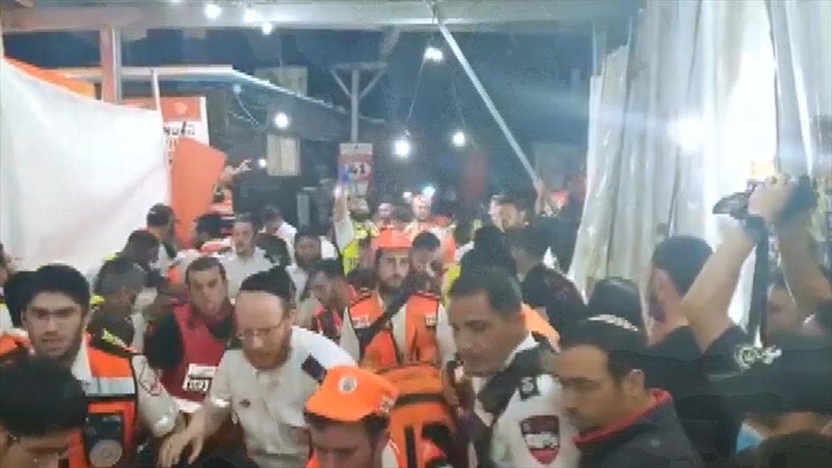 İsrail'de, Lag Baomer Bayramı Kutlamalarında Yaşanan İzdiham Nedeniyle En Az 38 Kişi Öldü