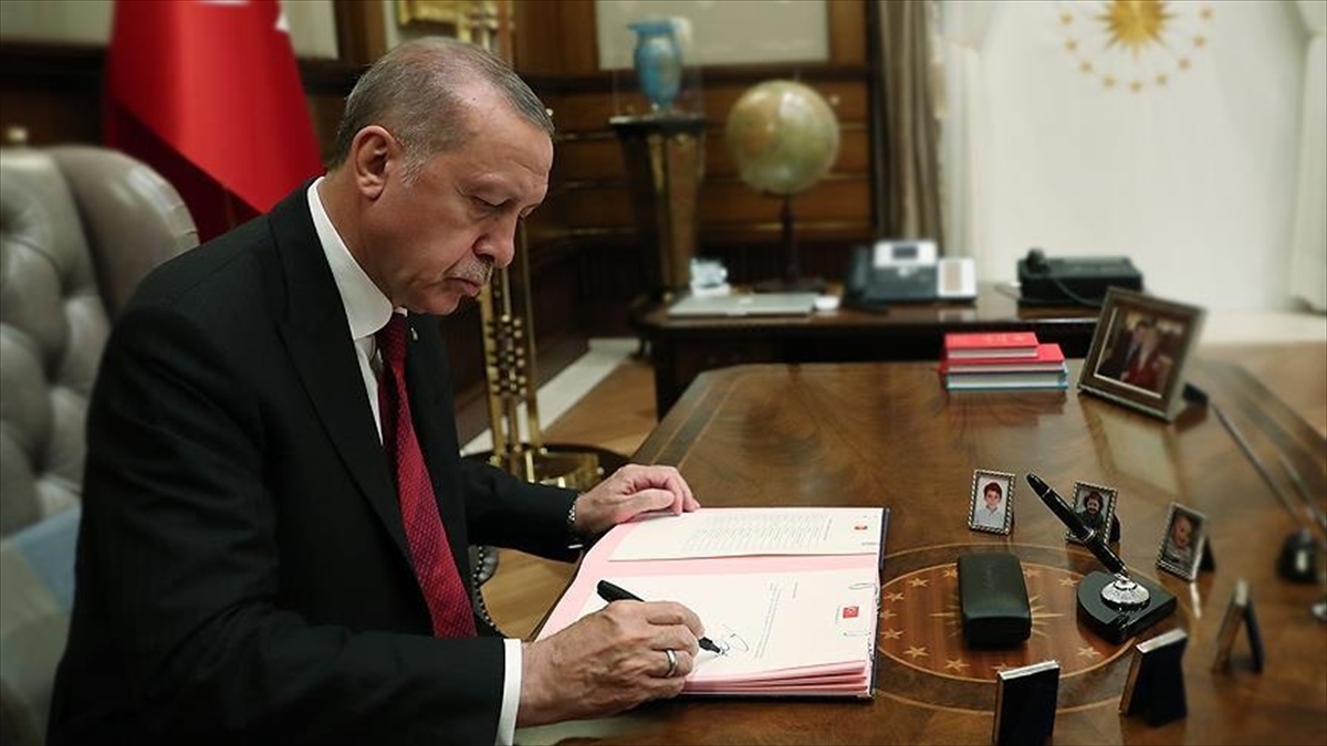 Cumhurbaşkanı Erdoğan, İnsan Hakları Eylem Planı'yla İlgili Genelge Yayımladı