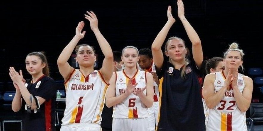 Galatasaray öne geçti