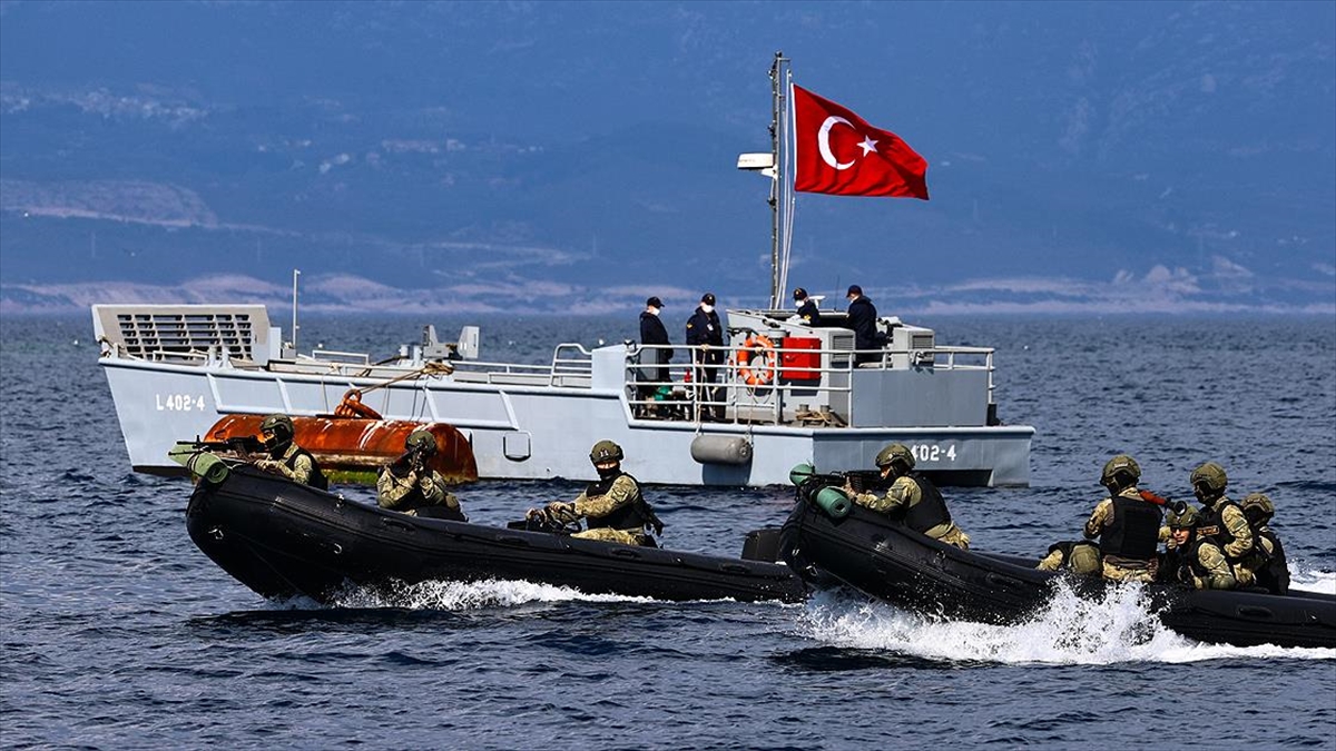 'Timsahlar' Mavi Vatan'daki Zorlu Görevlere Milli Gemilerdeki Eğitimlerle Hazırlanıyor