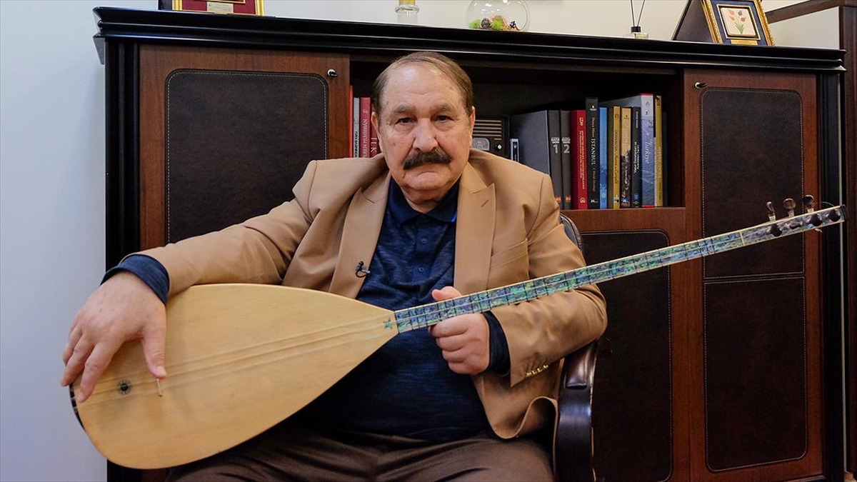 Halk Ozanı Hilmi Şahballı: Türkülerimiz Bize Yol Gösteren Öğretmendir