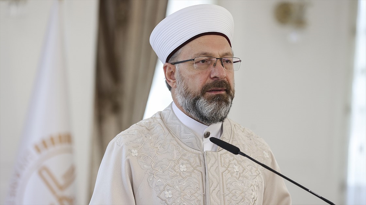 Diyanet İşleri Başkanı Erbaş: Bayram Namazı Kılınacak Şekilde Hazırlıklarımızı Yapıyoruz