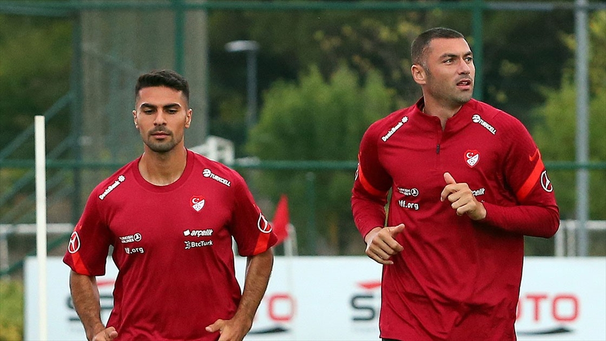 Fransız Basınından Nice Maçında Gol Atan Burak Yılmaz Ve Zeki Çelik'e Övgü
