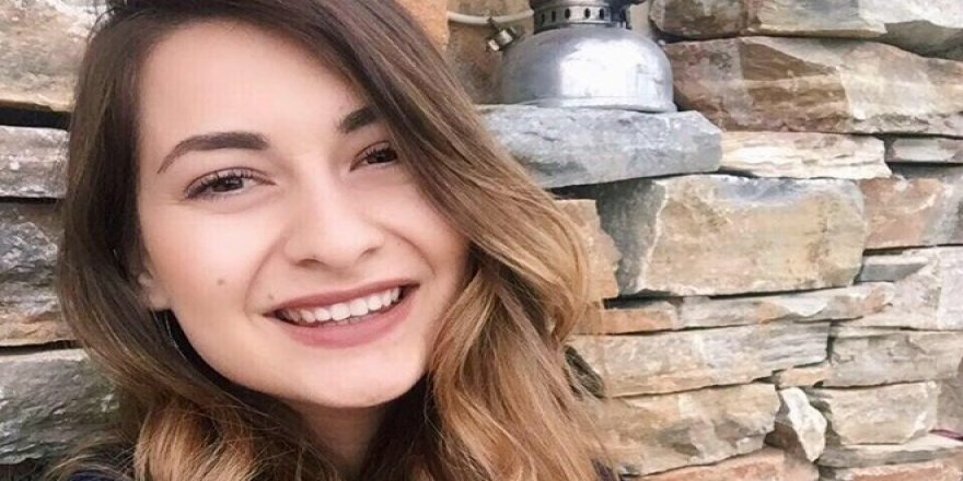 Derste Fenalaşan Esra Öğretmenden Acı Haber