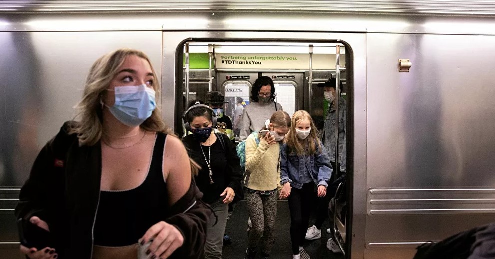 Los Angeles'da 410 gün sonra ilk defa Kovid-19 nedeniyle ölüm kaydedilmedi