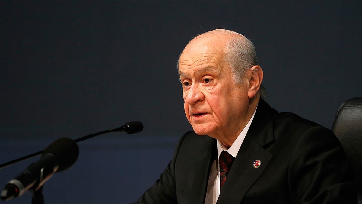 Bahçeli: Artık Uzlaşmak Ve Yeni Bir Anayasa Hazırlamak Milli Vecibedir