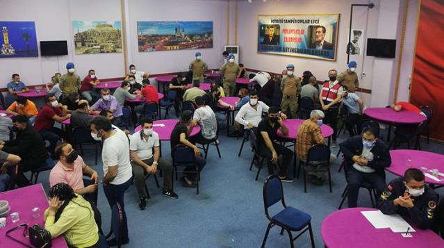 Kumarhane baskınına, 1 milyon 57 bin 100 lira ceza kesildi