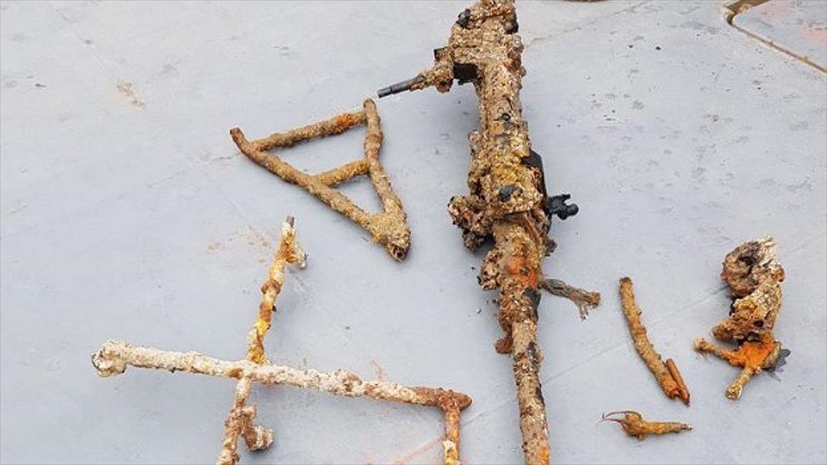 Tcg Alemdar'ın Şile'deki Dalış Eğitimlerinde Alman Denizaltısına Ait Top Bulundu