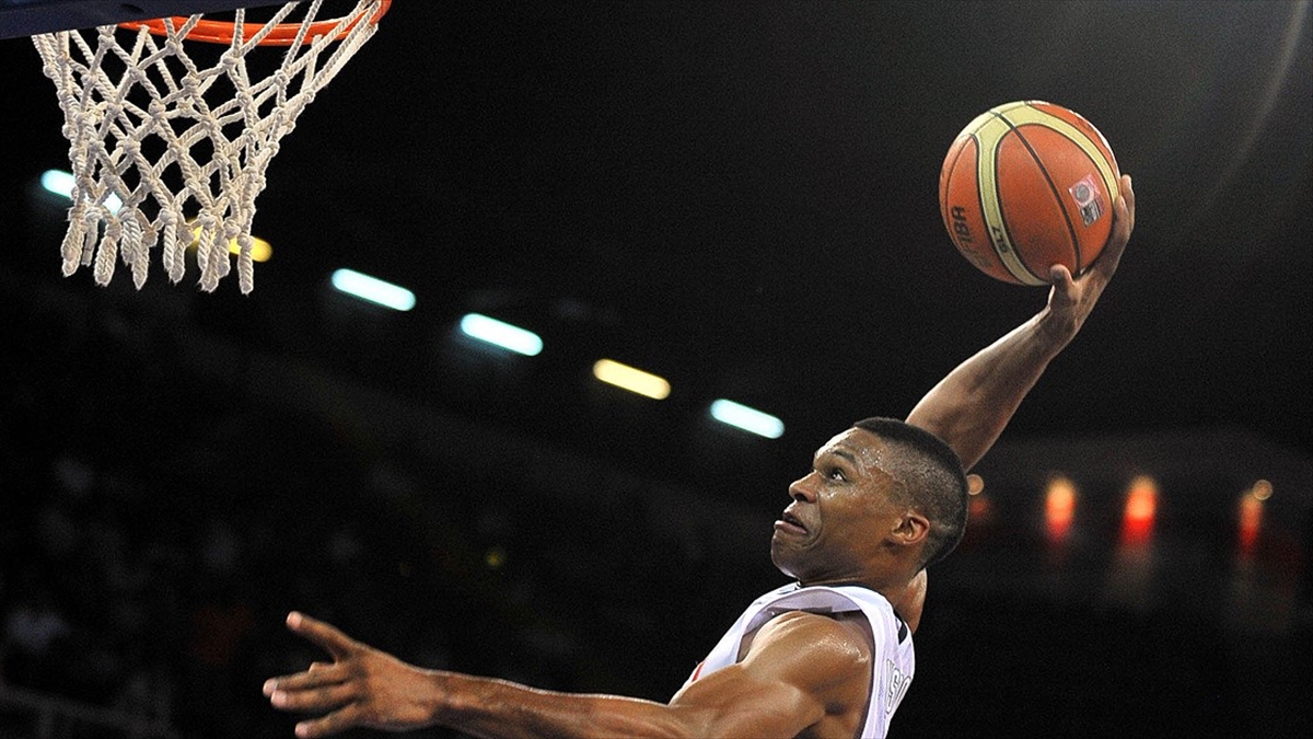 Russell Westbrook Nba Tarihinin 'Triple Double' Rekorunu Egale Etti