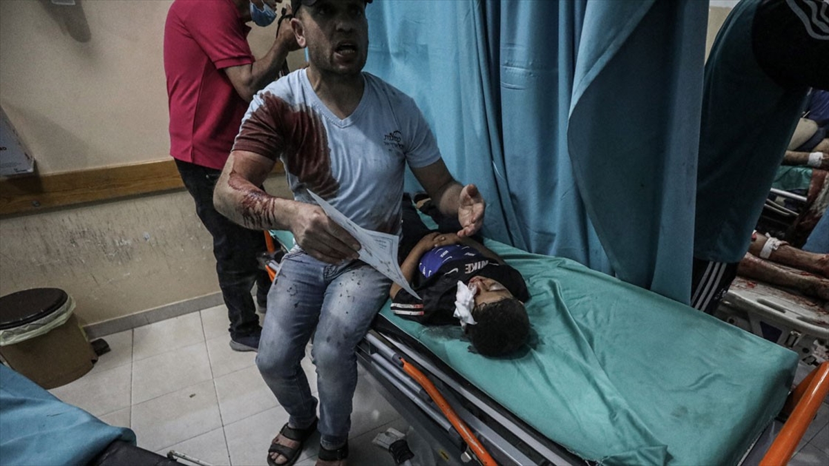 İsrail'in Gazze'ye Saldırısında Şehit Sayısı 24'e Yükseldi