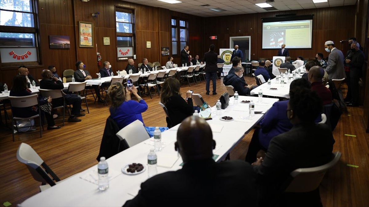 Abd'de Yerel Yöneticiler Ve Türk Temsilciler İftarda Buluştu