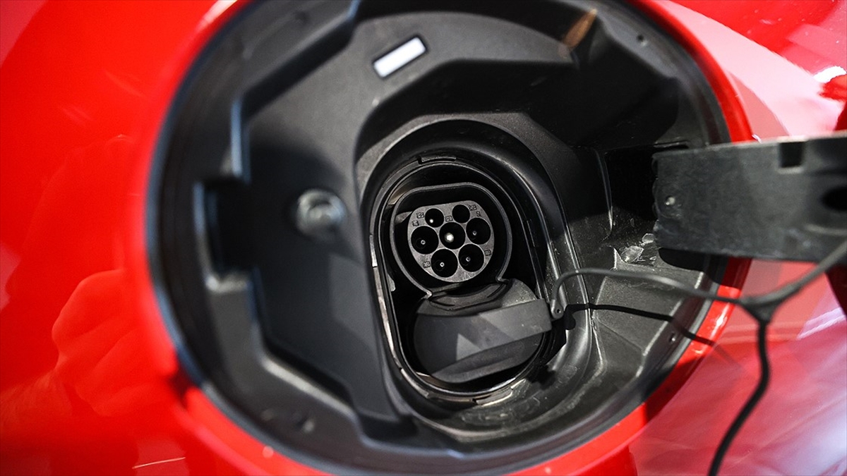 Elektrikli Taşıtlar Eşya, Kargo Ve Yolcu Taşımacılığında Kullanılabilecek