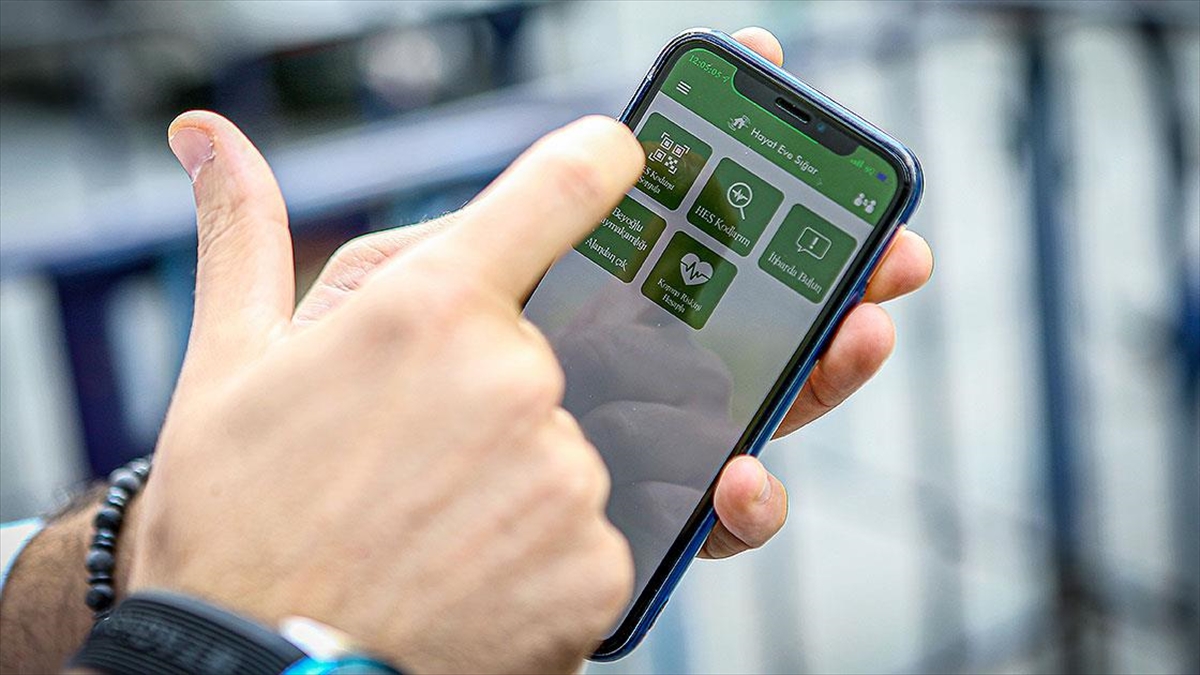 İki Doz Kovid-19 Aşısı Olanlar Hes Uygulaması Üzerinden 'Aşı Kimliği' Alabilecek