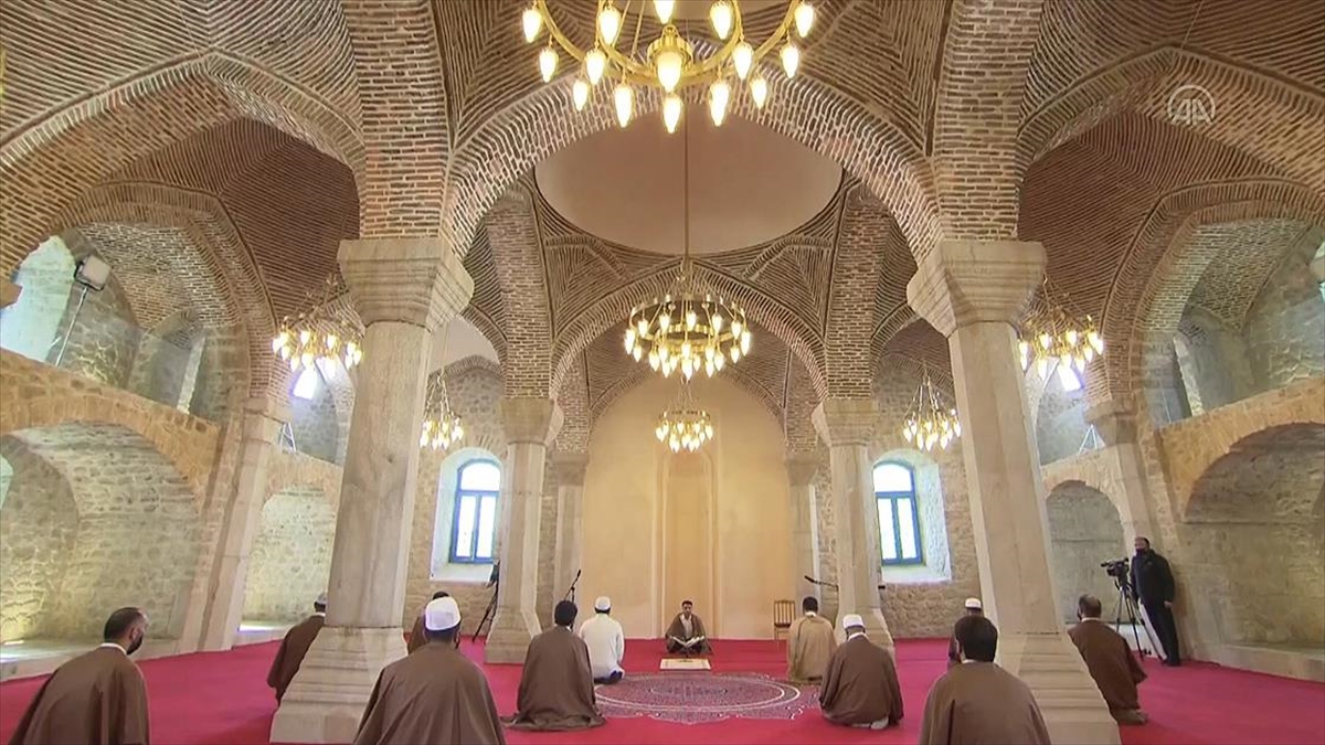 Karabağ'ın Sembol Şehri Şuşa'da 29 Yıl Sonra İlk Bayram Namazı