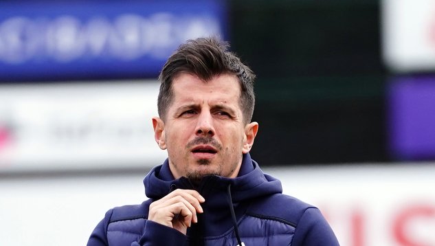 Fenerbahçe'de Emre Belözoğlu'dan istifa kararı!