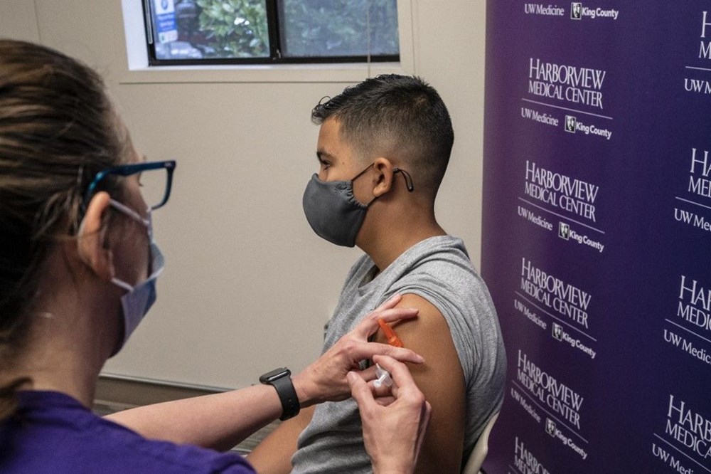 ABD’de 12-15 yaş arası 600 bin çocuk bir doz aşı oldu