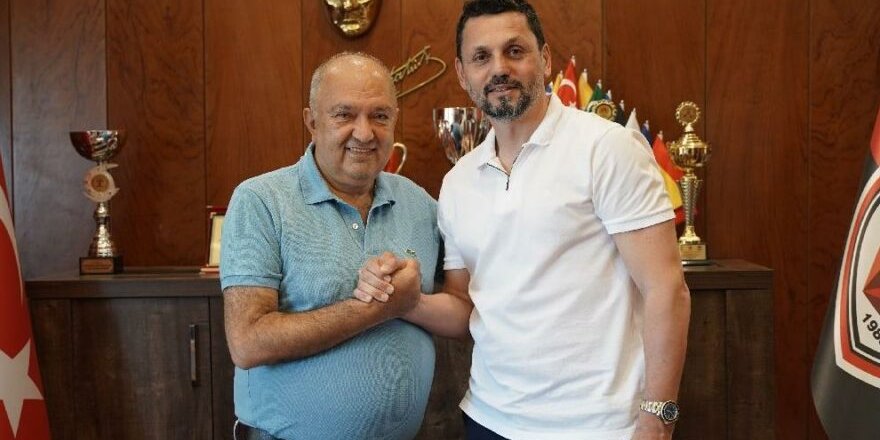 Erol Bulut'un yeni takımı belli oldu