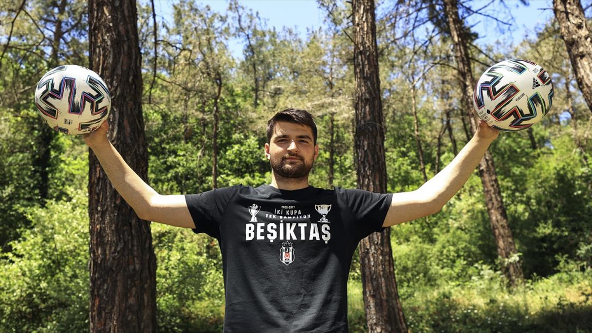 Beşiktaş Kalecisi Ersin Destanoğlu'ndan Şampiyonluk Değerlendirmesi: Bambaşka Bir Duygu