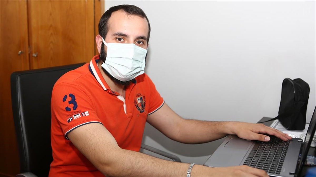 'Su İçerken Boğazımı Kesiyorlarmış Gibi Hissediyordum'