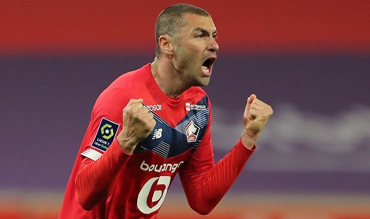 Nijerya'da uçak kazası! Genelkurmay Başkanı dahil kimse sağ çıkamadı