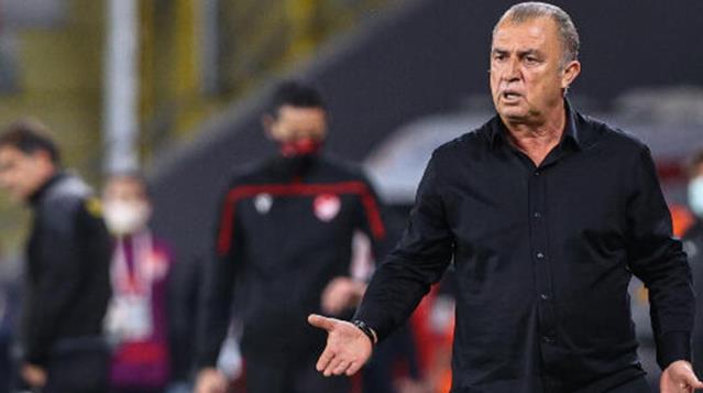 Fatih Terim'den sosyal medyada kendisine hakaret eden 14 kişi hakkında suç duyurusu