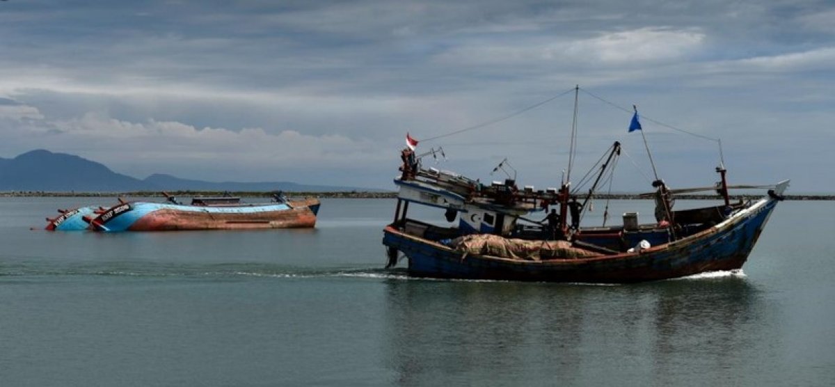 160’tan fazla yolcu taşıyan tekne battı