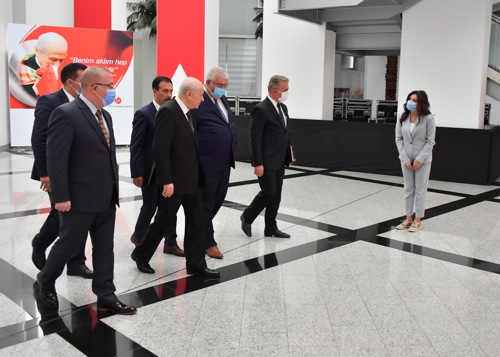 MHP Genel Başkanı Bahçeli il başkanları ile bir araya geldi