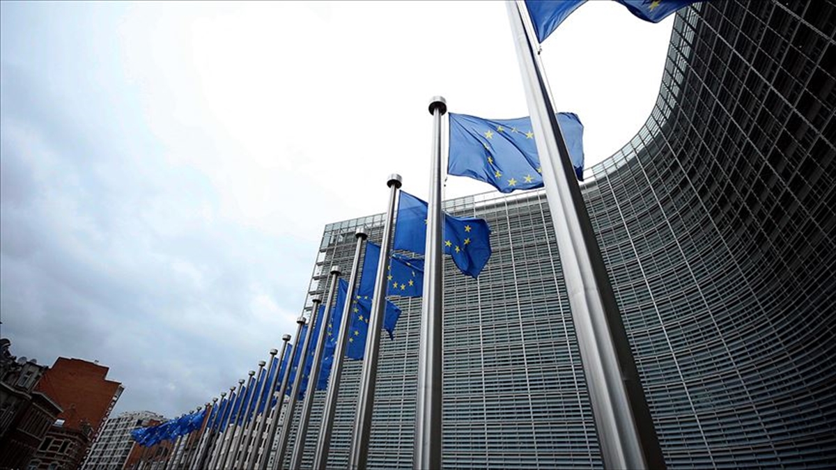 Ab, Suriye'de Rejime Yönelik Yaptırımları 1 Yıl Uzattı