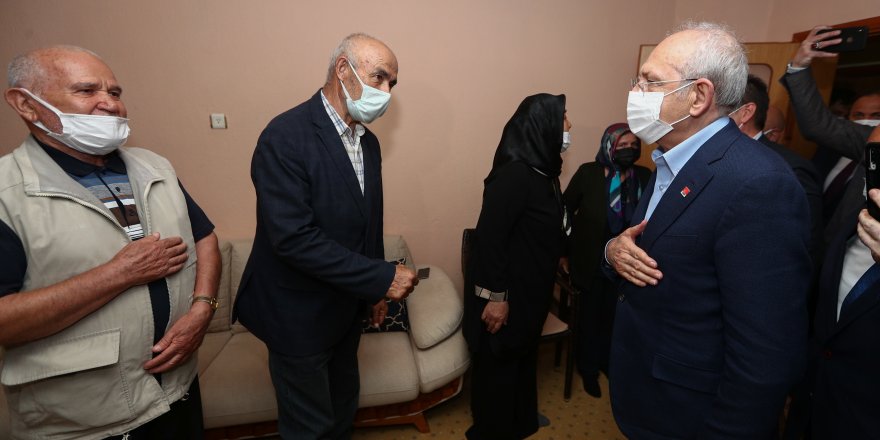 Kılıçdaroğlu'ndan Demirel'in mezarına ziyaret