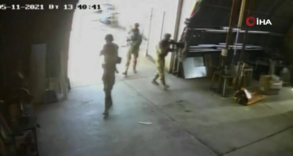 NATO tatbikatında askerlerden yanlış adrese baskın