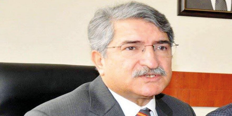 Fikri Sağlar: Suriye'de dönen pisliği Davutoğlu tek tek anlatmalı